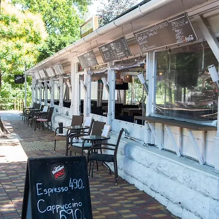 Ce Napfeny מלון שיופוק