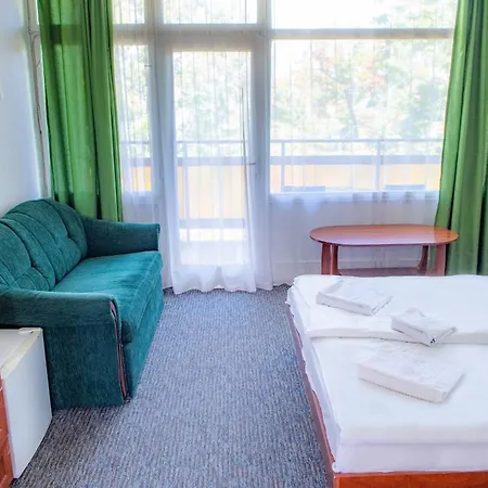 Hotel Ce Napfeny 3*