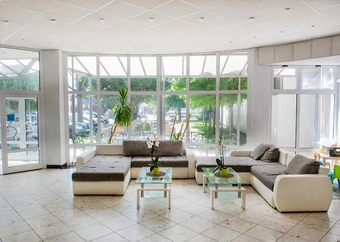 Ce Napfény Szálloda Siófok