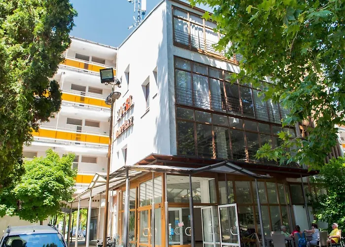 酒店 Ce那坡凡尼酒店