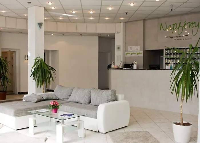 Szálloda Ce Napfény