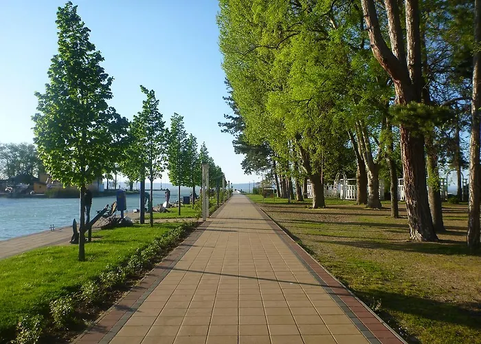 Ce那坡凡尼酒店 酒店