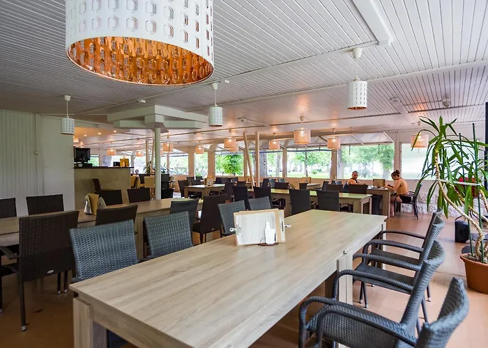 酒店 Ce那坡凡尼酒店